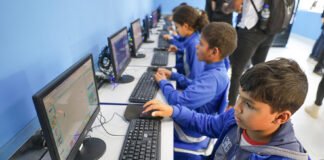 Projeto fortalece ensino de novas tecnologias para alunos e professores da rede pública