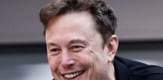 Musk oferece R$ 5,6 milhões por dia para quem assinar petição