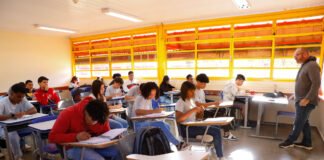 Aberto prazo para mudança de escola de estudantes com deficiência da rede pública do DF