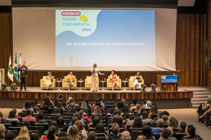 Secretaria-de-Educacao-do-DF-promove-Forum-do-Ensino-Fundamental-foto-capa.jpg