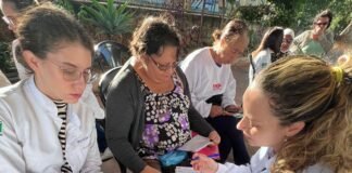 Aplicativo vai gerenciar cuidados com a saúde de idosos do DF