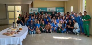Fisioterapeutas e terapeutas ocupacionais são homenageados com café da manhã