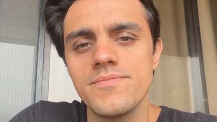 felipe-simas-revela-doenca-3537.jpeg