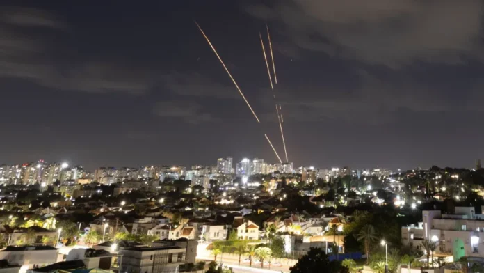 reuters-ataque-ira-e1727812352258