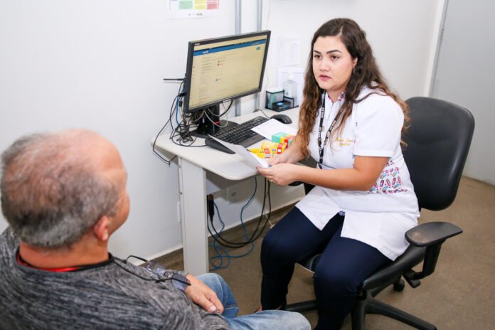 Farmaceuticos-poderao-atender-pacientes-hipertensos-na-atencao-primaria-Ualisson-Noronha-1.jpg