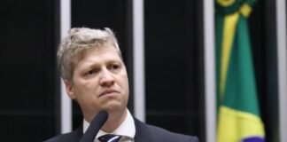 Van Hattem é indiciado por criticar delegado da PF na tribuna