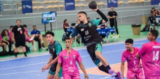 Invictos no Jogos da Juventude, times de handebol do DF buscam vaga na 2ª divisão