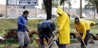 Investimento de R$ 26 milhões em novas calçadas leva acessibilidade a ADEs de nove regiões