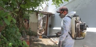 Moradores de Santa Maria recebem orientações e medidas de combate à dengue