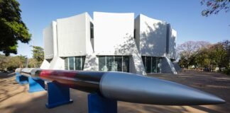 Astrofísicos negros inauguram exposição no Planetário de Brasília