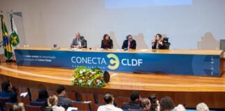 Ferramentas de comunicação como aliadas da cidadania pautam Conecta CLDF