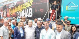 GDF lança carreta da regularização e entrega 500 escrituras a moradores