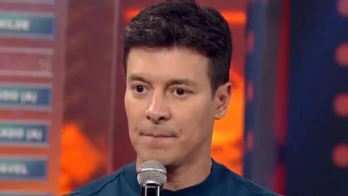 3_rodrigo-faro-record2.jpg