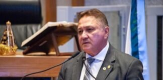 Deputado João Cardoso concede cidadania honorária de Brasília a personalidades