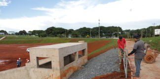 Bacia do Drenar ganha 600 metros de gradis de proteção