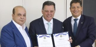 Ex-governador de Goiás, Marconi Perillo é agraciado com a Medalha Mérito Integração Segurança Pública