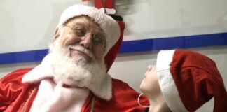 Papai Noel, coral e apresentação de balé animam as crianças atendidas pelo HCB