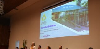 Sessão solene celebra 50 anos do CEF 102 Norte