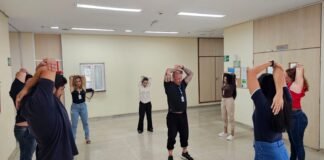 Ginástica laboral promove bem-estar a colaboradores da rede pública de saúde do DF