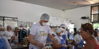 Almoço natalino no Restaurante Comunitário de Planaltina celebra a solidariedade