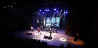 Hoje é Dia de Rock: Plebe Rude volta aos palcos do Teatro Nacional para homenagear o gênero