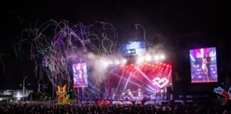 Show de Mari Fernandez reúne 20 mil pessoas na primeira noite da festa de fim de ano na Torre de TV