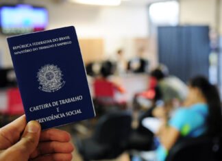 Mais de 400 vagas de emprego estão abertas nas agências do trabalhador nesta sexta (20)