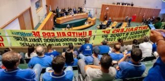 CLDF aprova reestruturação da Caesb