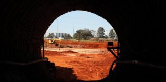 Área da bacia de detenção do Drenar que vai receber volume pluvial equivale a quatro campos de futebol