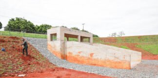 Instalação de alambrado finaliza cercamento da bacia do Drenar DF