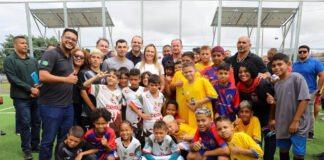 População do Recanto das Emas ganha novo campo sintético