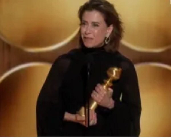 FRENANDA TORRES FLOVO DE OURO 2025
