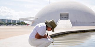 Vigilância Ambiental em Saúde realiza ação contra a dengue no Plano Piloto