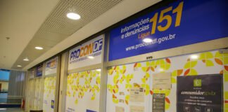 Procon fiscaliza lista de material de escolas particulares no Distrito Federal