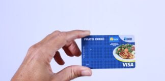 Beneficiários do Prato Cheio começam a retirar os cartões nesta segunda (27)