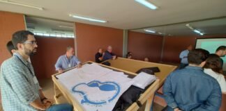 Projetos para transformar a piscina com ondas em um moderno complexo aquático são avaliados