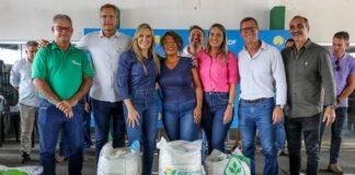 Governo distribui 480 kits de insumos agrícolas a produtores rurais do DF