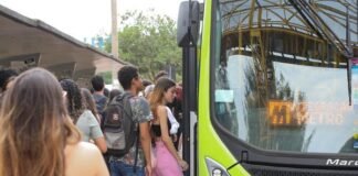 Distritais comemoram gratuidade de transporte aos domingos e feriados