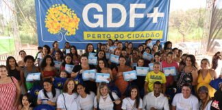 Projeto Nasce uma Estrela oferece amparo para mães da Estrutural