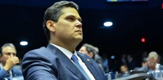 Alcolumbre recebe Haddad e Padilha para tratar de prioridades do governo