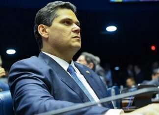 Alcolumbre recebe Haddad e Padilha para tratar de prioridades do governo