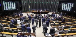 Hugo quer reunião com relator do Orçamento para discutir ajustes e emendas