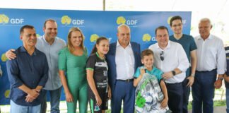 Samambaia ganha mais um campo sintético para lazer e prática esportiva