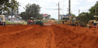 Obras na DF-020, em Planaltina, entram na fase de terraplanagem e já têm trechos concluídos
