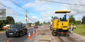 Fresagem prepara DF-009, no Lago Norte, para receber asfalto novo