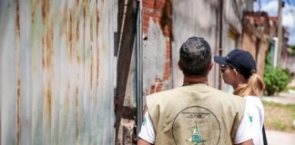 Agentes de Vigilância Ambiental vistoriam focos de dengue no Sol Nascente