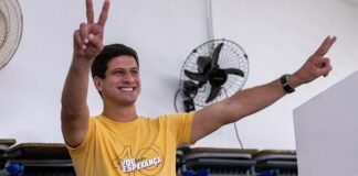 João Campos é lançado candidato à presidência do PSB