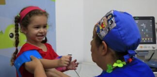 Crianças com doenças raras têm tratamento especializado no HCB