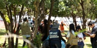 Mais de 40 pessoas em situação de rua são atendidas em ação de acolhimento do GDF