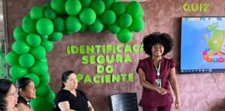 Colaboradores do HBDF participam de ação interativa sobre identificação segura do paciente